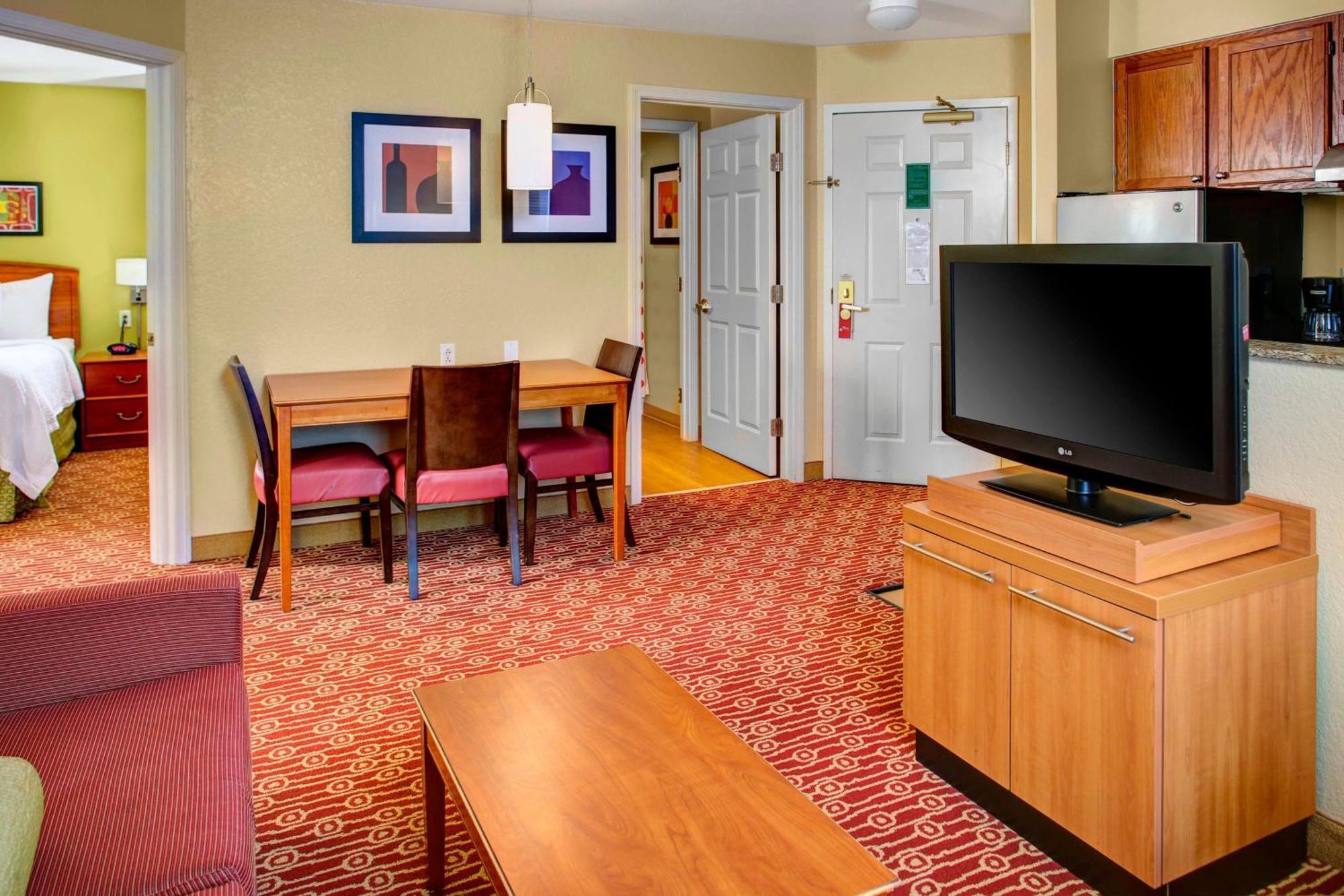 Towneplace Suites By Marriott Cleveland Westlake Exteriör bild