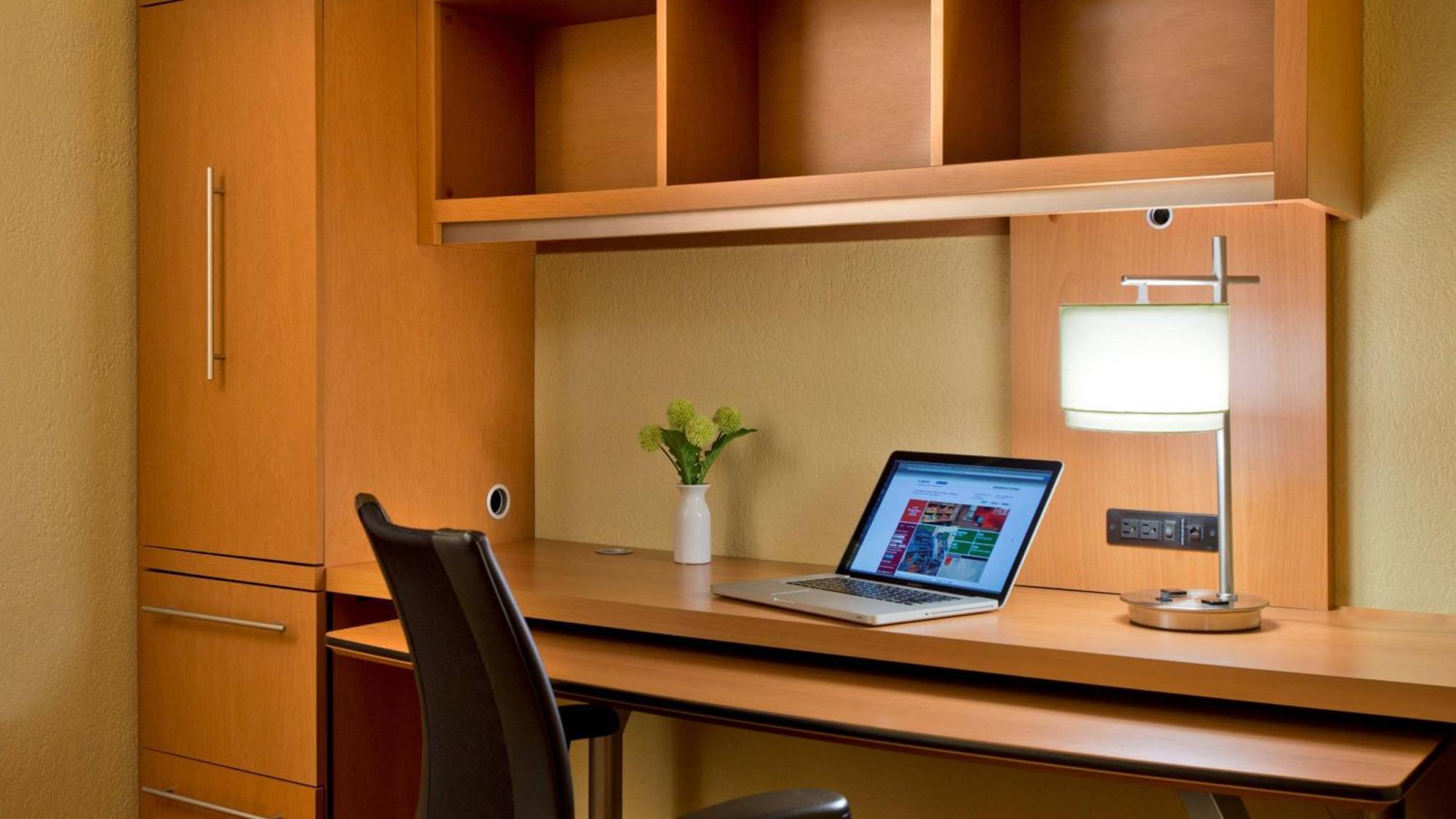 Towneplace Suites By Marriott Cleveland Westlake Exteriör bild