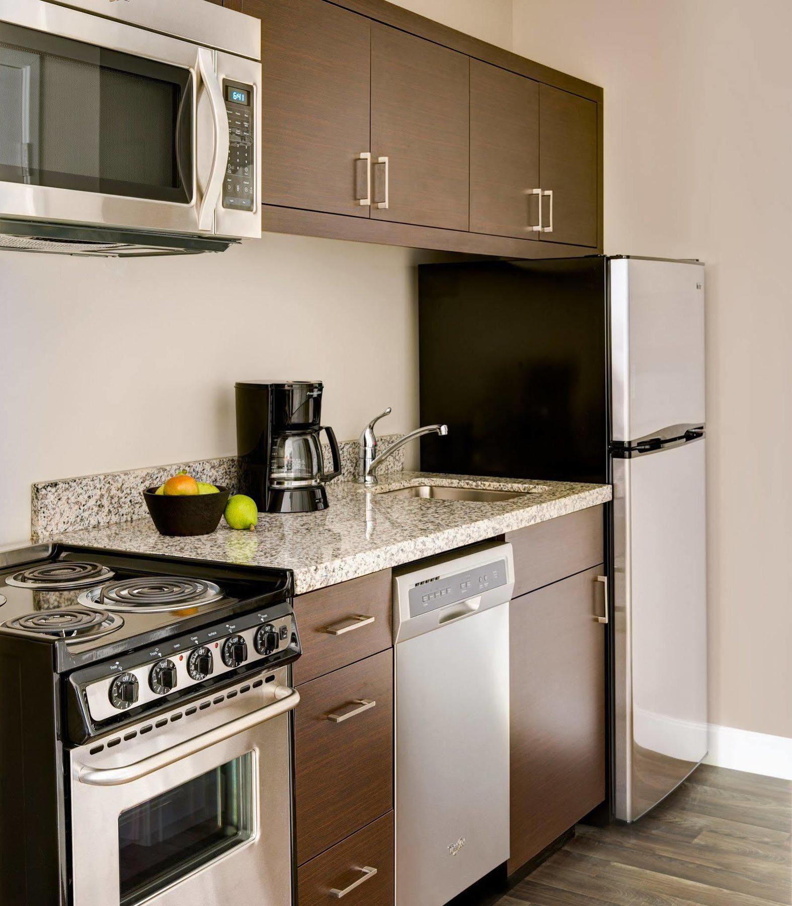 Towneplace Suites By Marriott Cleveland Westlake Exteriör bild